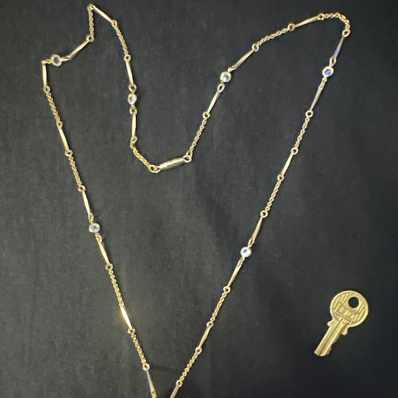 ✨Authentic Louis Vuitton Padlock & Key Necklace on 23” Chain - Picture 3 of 8